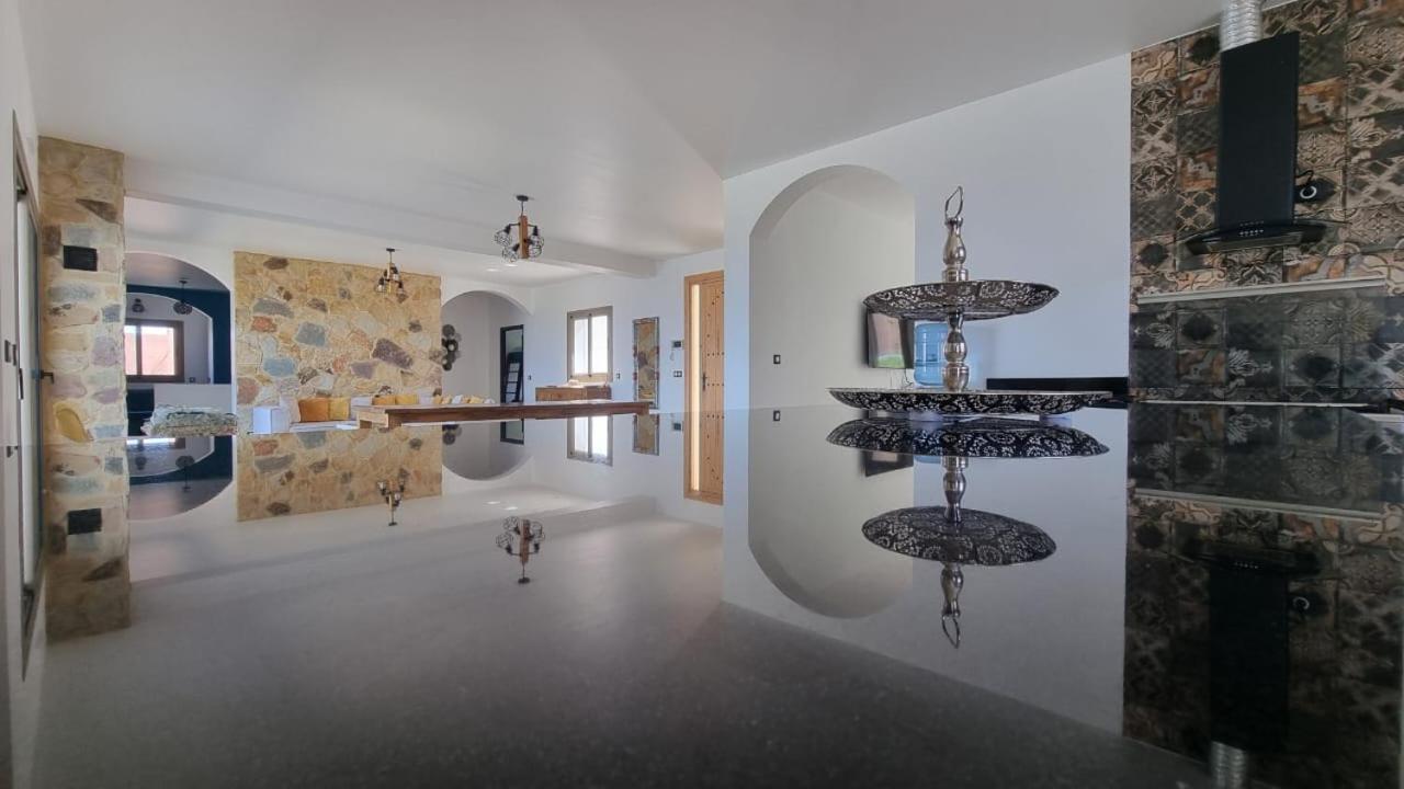 Villa Avec Piscine Asilah, Terrain De Foot Privative
