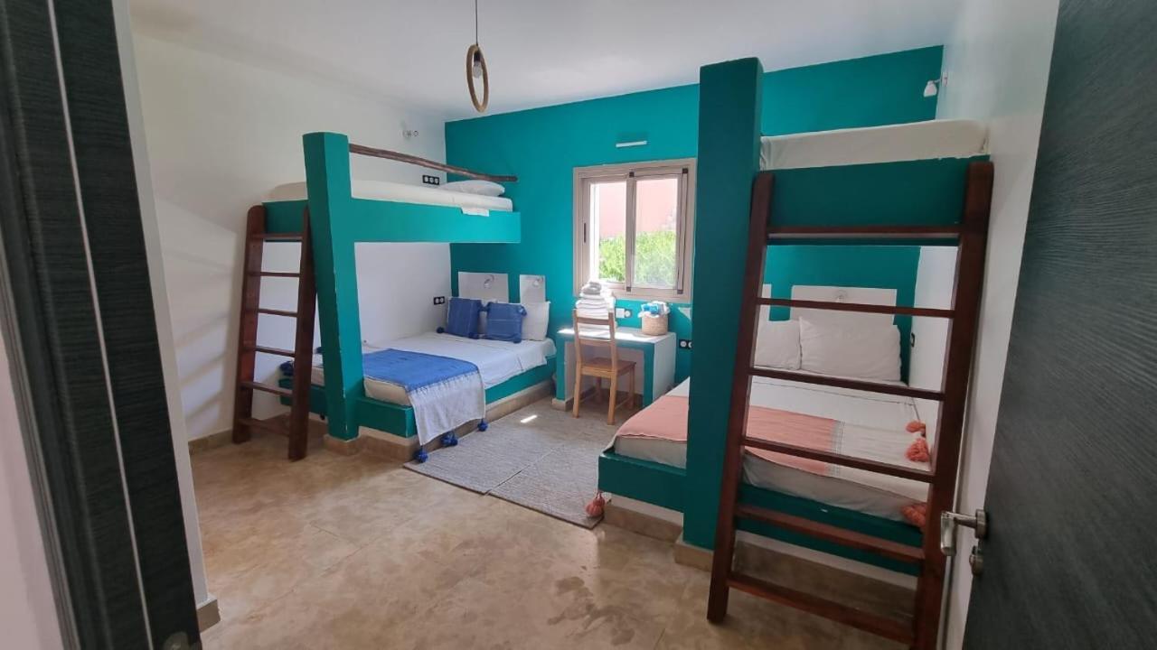 Villa Avec Piscine Asilah, Terrain De Foot Privative *