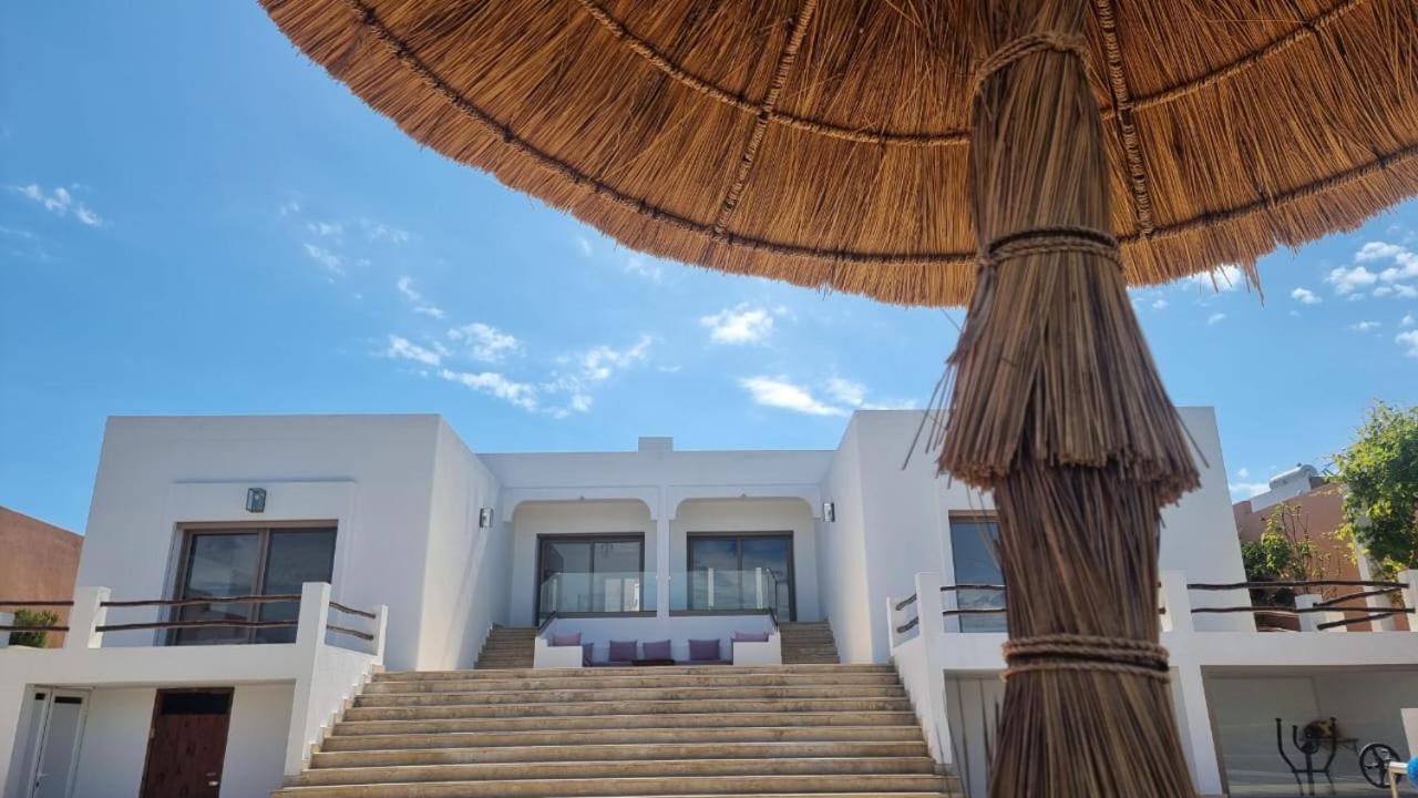 Villa Avec Piscine Asilah, Terrain De Foot Privative