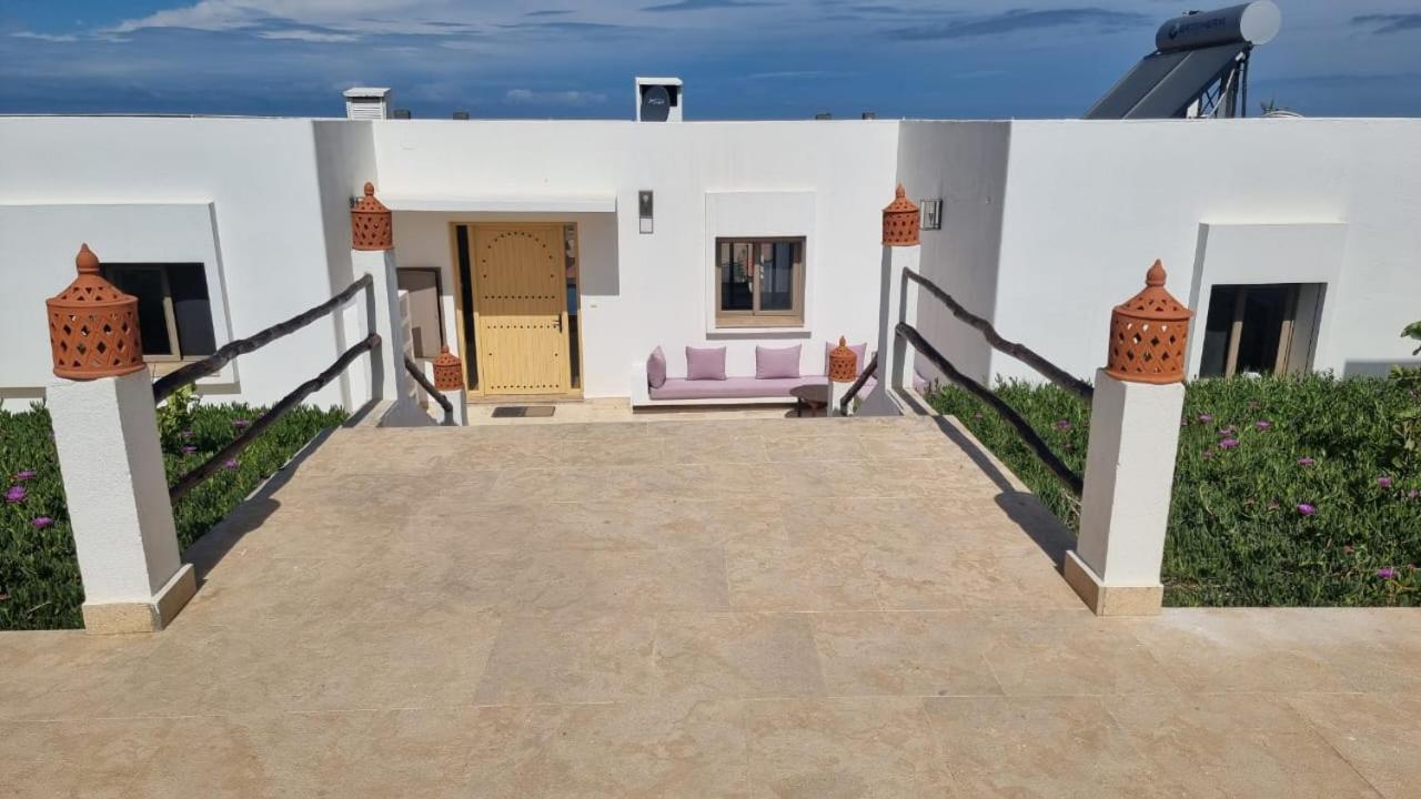 Avec Piscine Asilah, Terrain De Foot Privative Villa Asilah