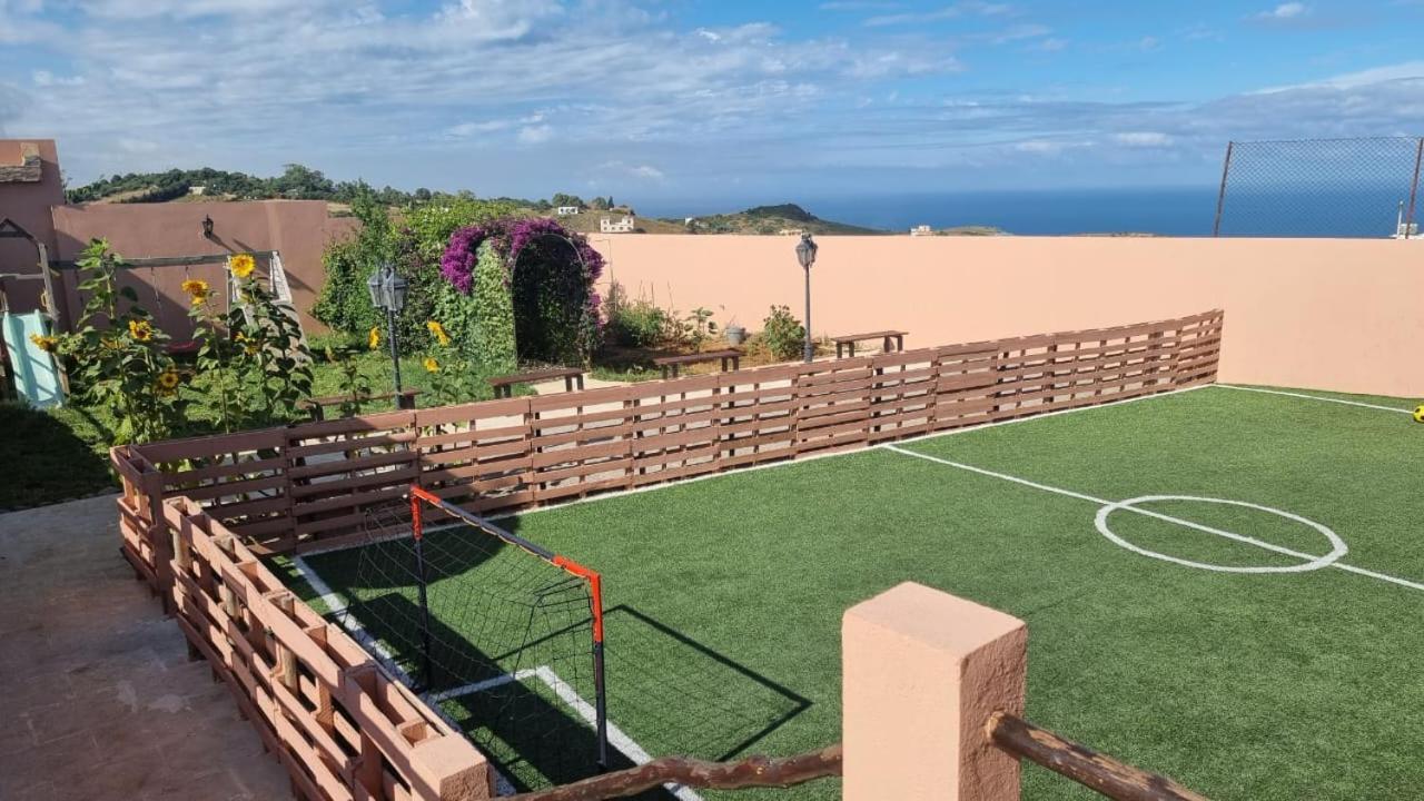 Avec Piscine Asilah, Terrain De Foot Privative Villa